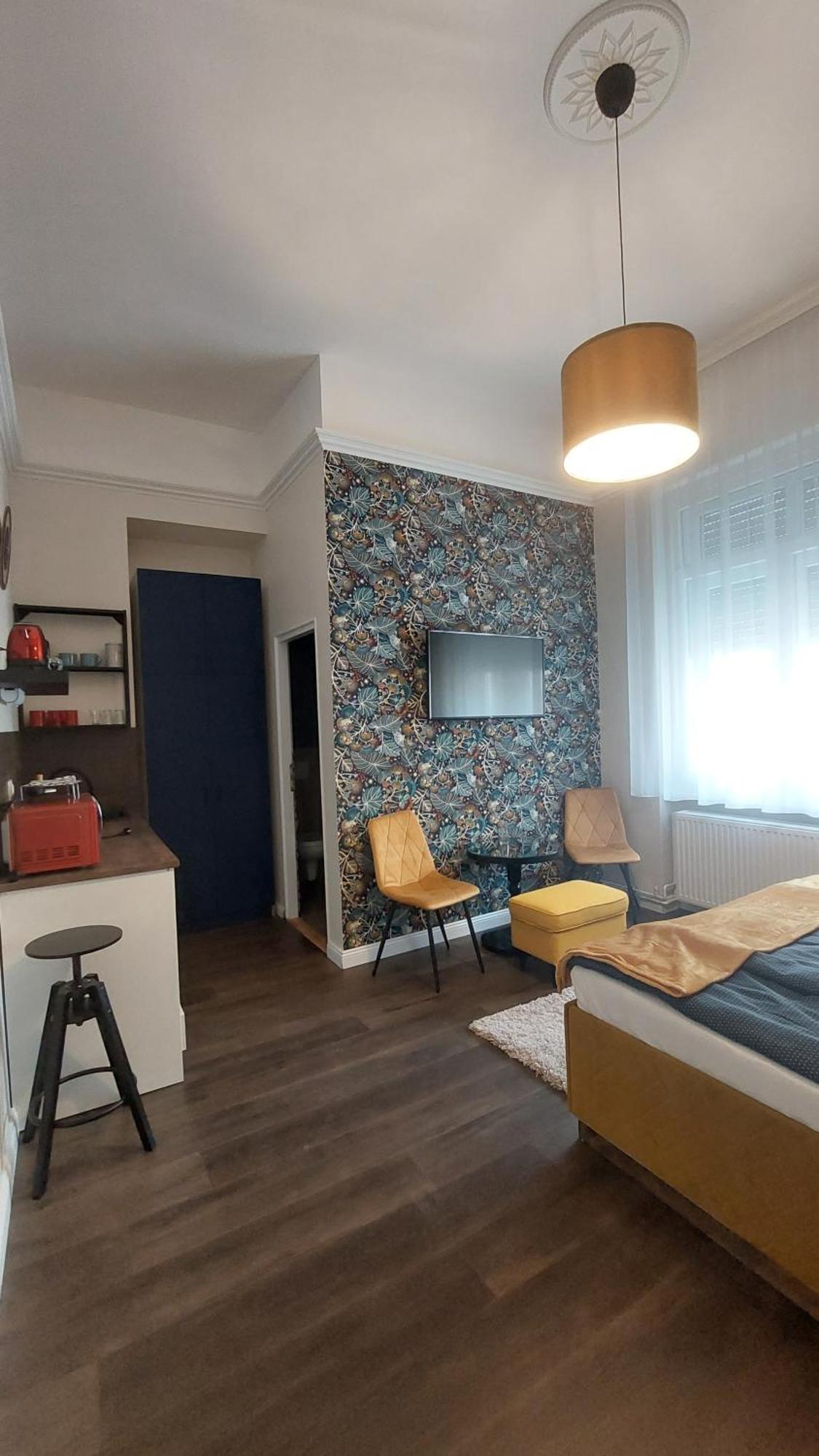 Glamour Apartman Gyula Exterior photo