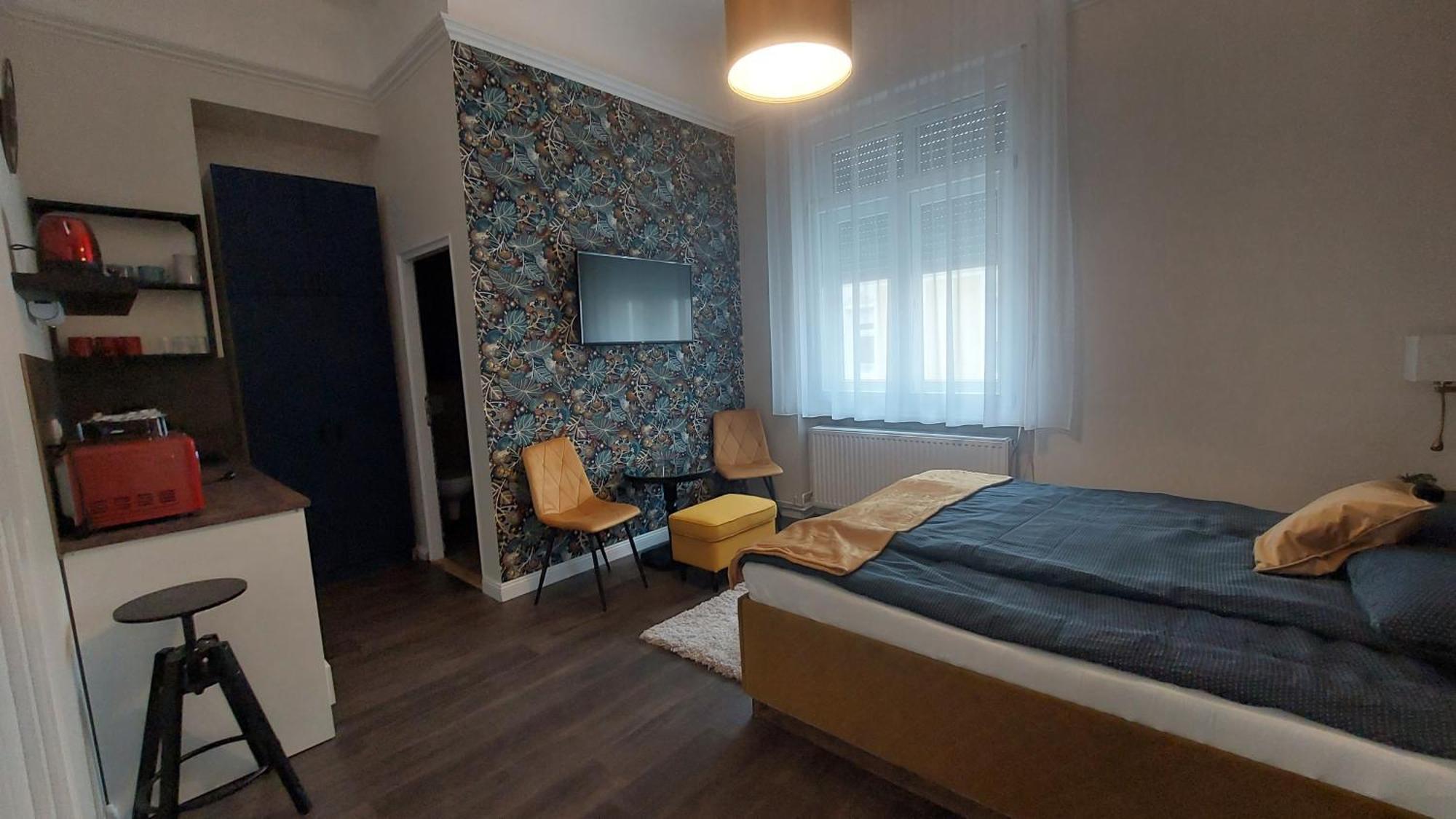 Glamour Apartman Gyula Exterior photo